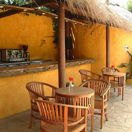 Air Penedes Отель