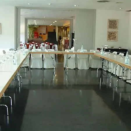 Отель Air Penedes 4*