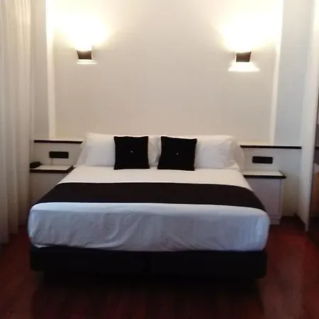 Отель Air Penedes Вильяфранка-дель-Пенедес